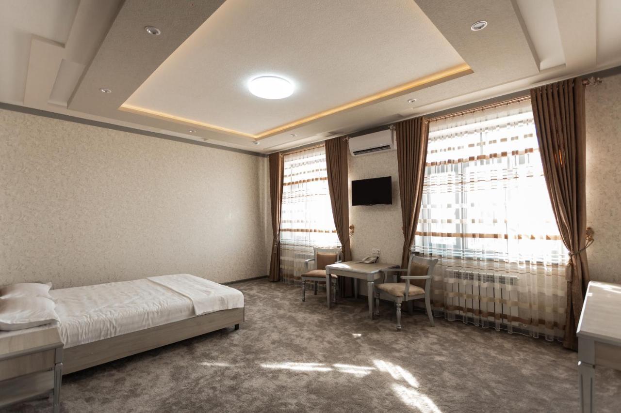 Diyor Hotel Marghilon 外观 照片