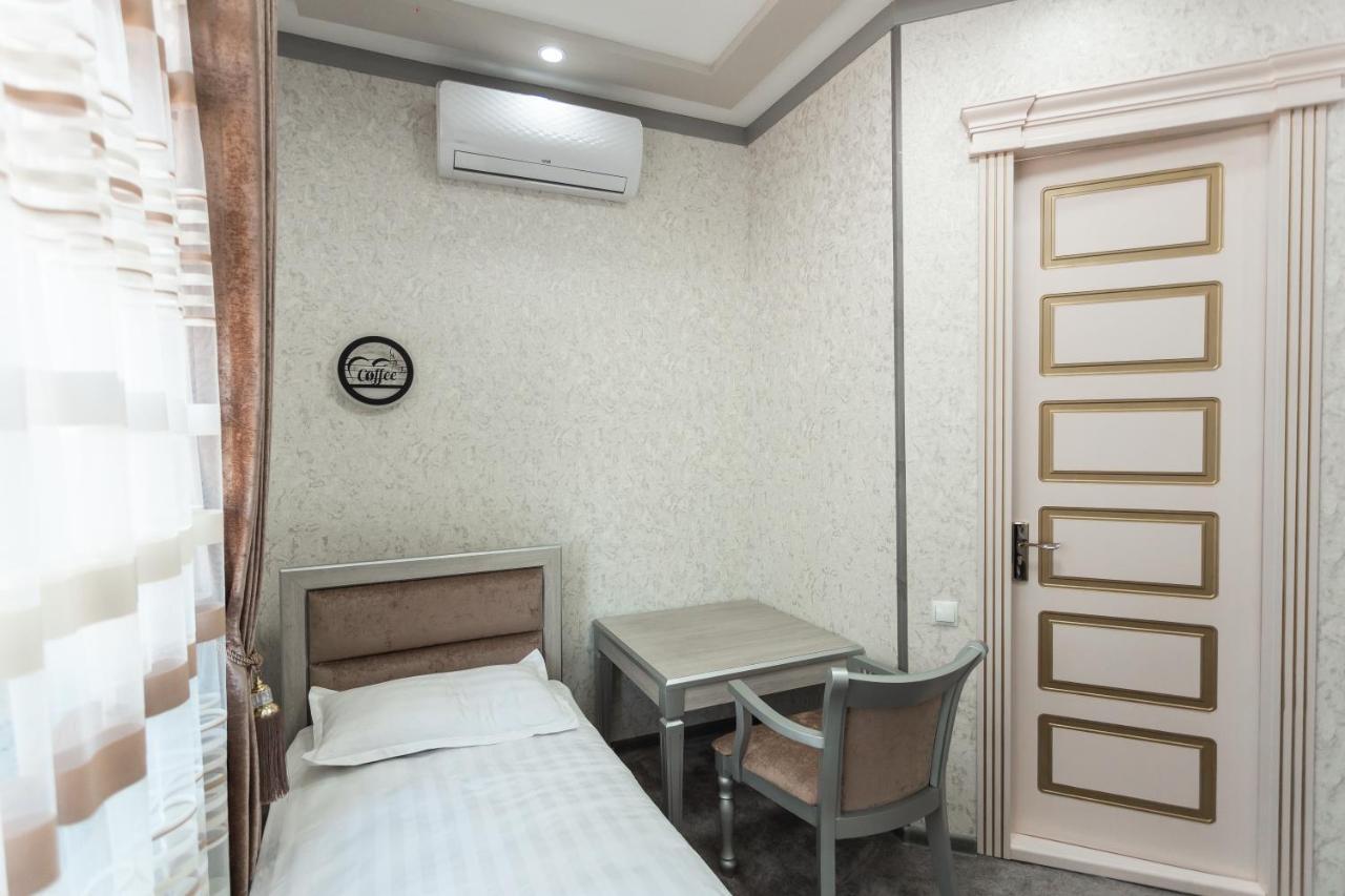 Diyor Hotel Marghilon 外观 照片