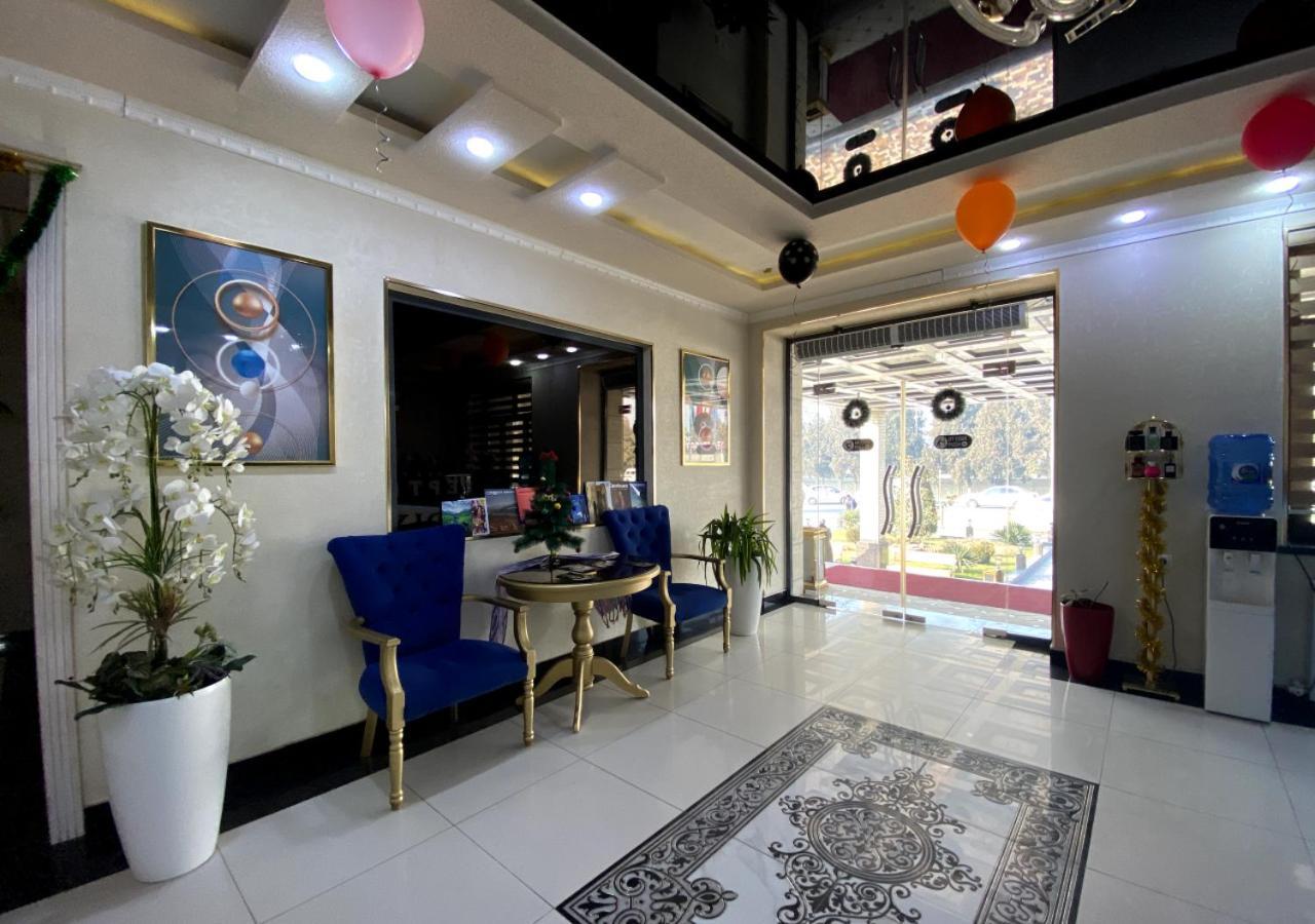 Diyor Hotel Marghilon 外观 照片