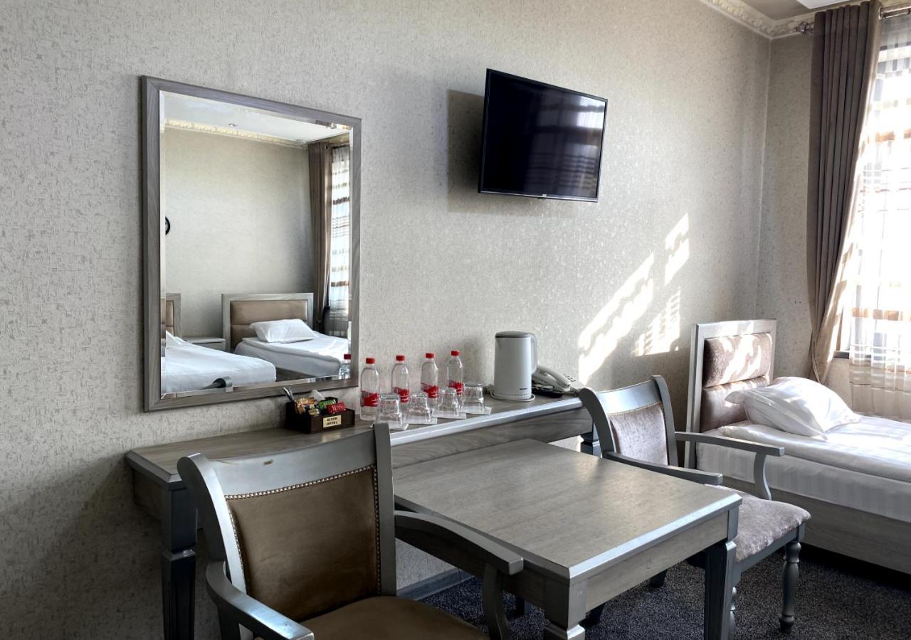 Diyor Hotel Marghilon 外观 照片