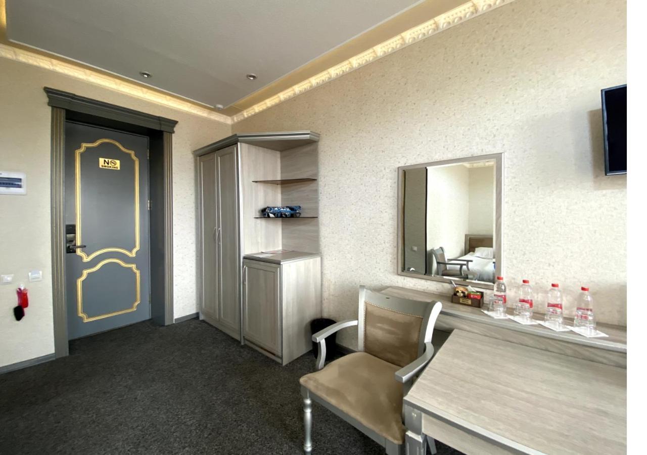 Diyor Hotel Marghilon 外观 照片