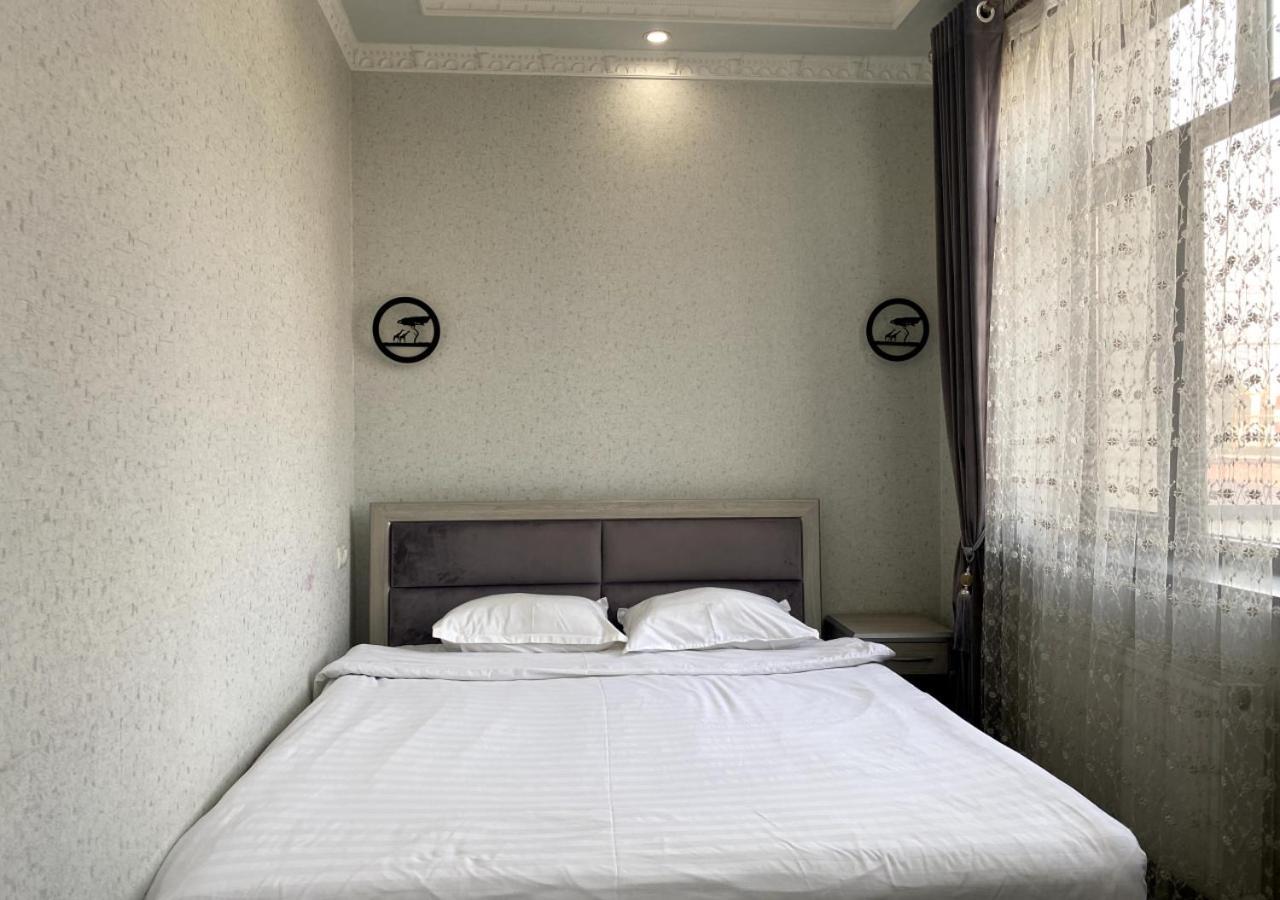 Diyor Hotel Marghilon 外观 照片
