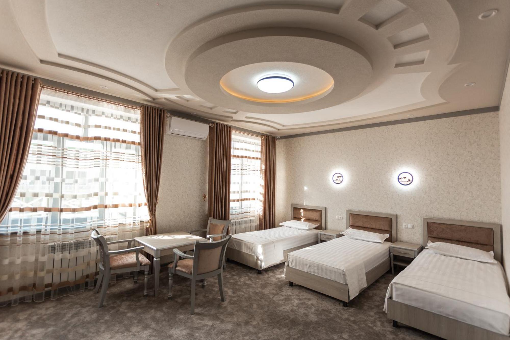 Diyor Hotel Marghilon 外观 照片